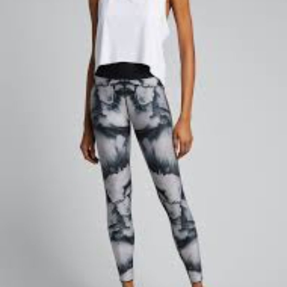 Ultracor Ultra-High Printed Leggings